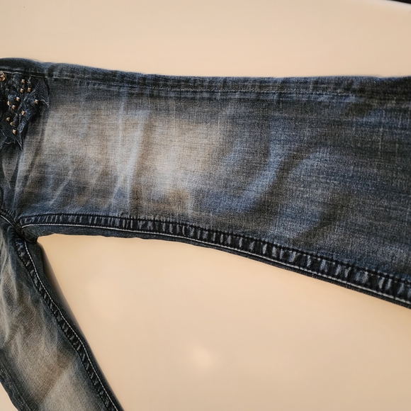 Women's Blue Studded Jeans - Picture 4 of 8